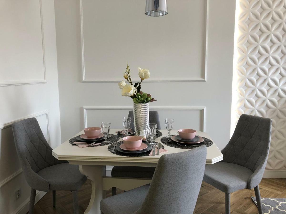 Family & Business Elegant Ul Warszawska - 2 Bedroom, Balcony, Parking * Kielce
